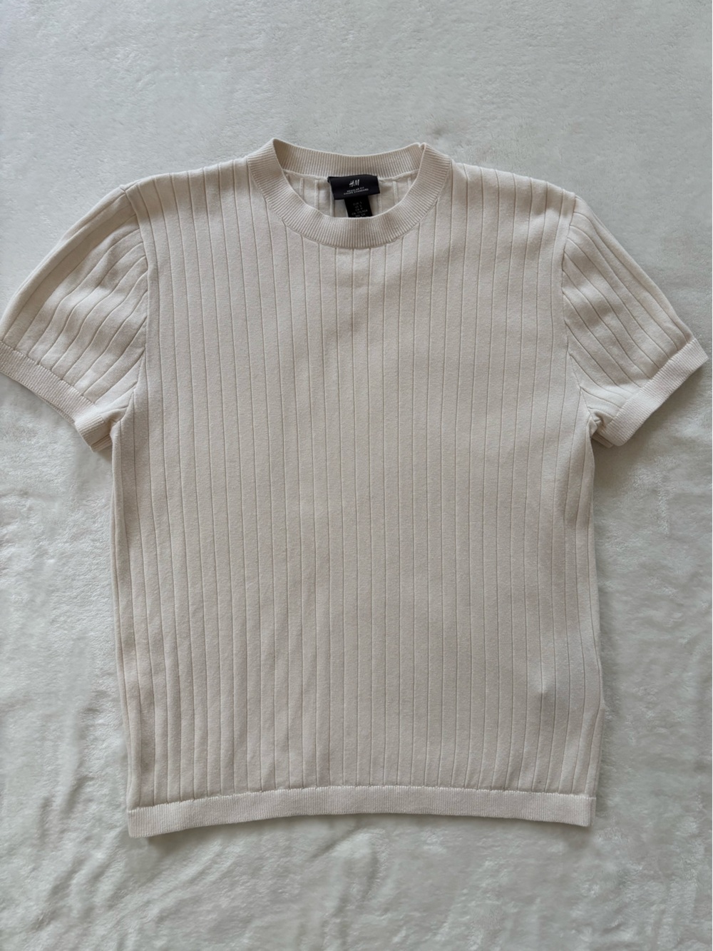 H&M short sleeve knit